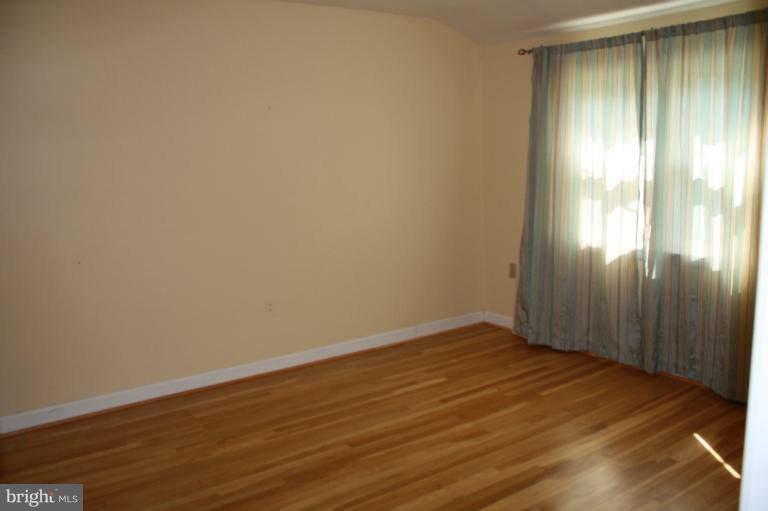 8565 Morven Road Parkville, MD 21234 - Photo 18 of 20 Interior (General)