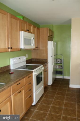 8565 Morven Road Parkville, MD 21234 - Photo 9 of 20 Kitchen