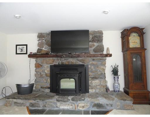 38 East Charlton Road Spencer, MA 01562 - Photo 3 of 28 Gallery Image 3