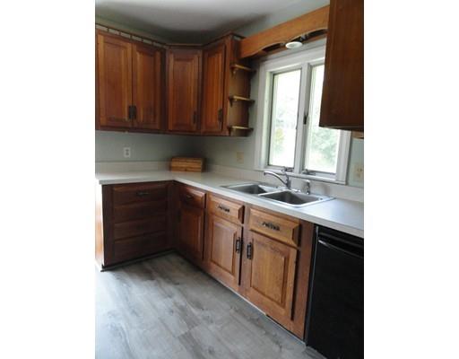38 East Charlton Road Spencer, MA 01562 - Photo 7 of 28 Gallery Image 7