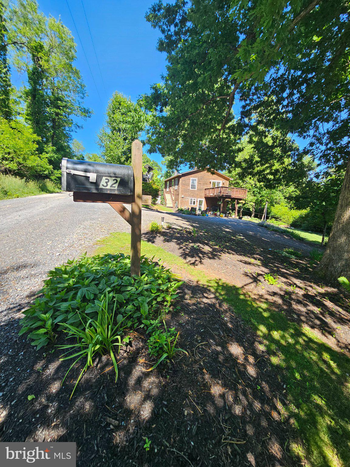 32 Parnassus Road Linden, VA 22642 - Photo 2 of 50 Charming home nestled among trees.