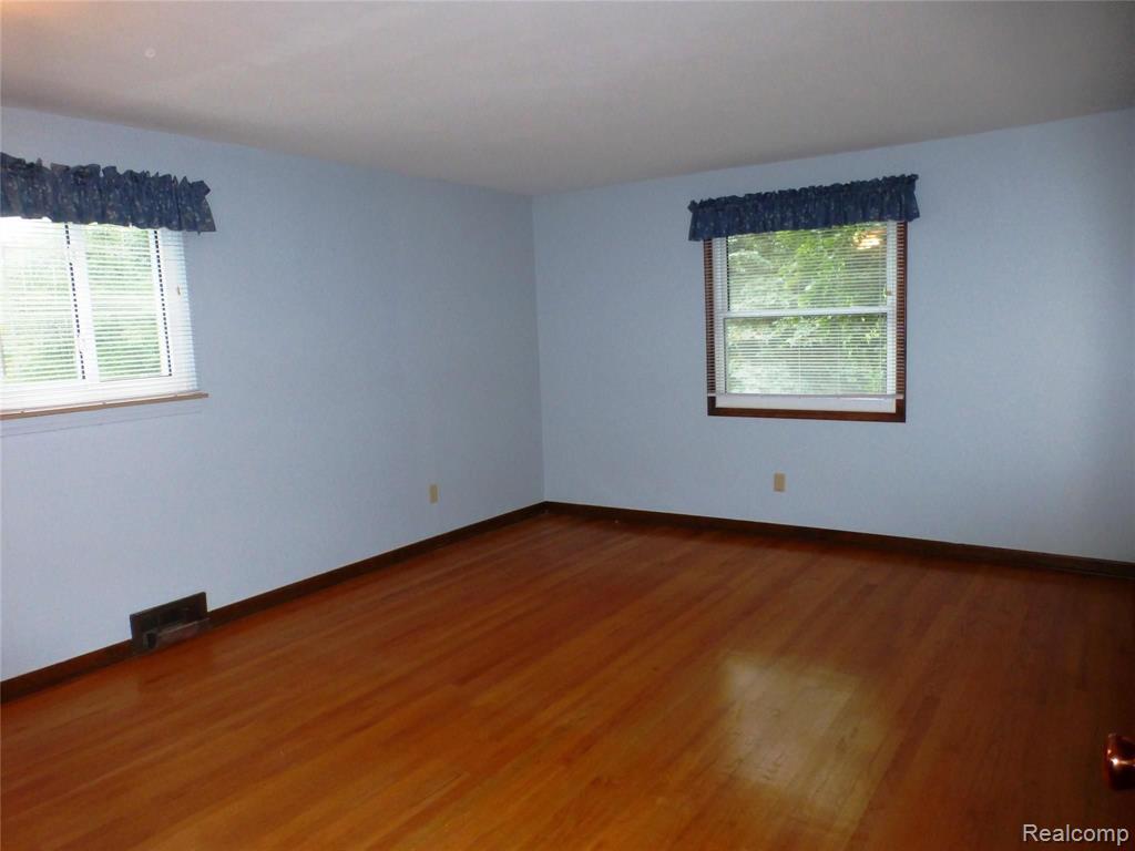 736 Wilwood Road Rochester Hills, MI 48309 - Photo 24 of 47