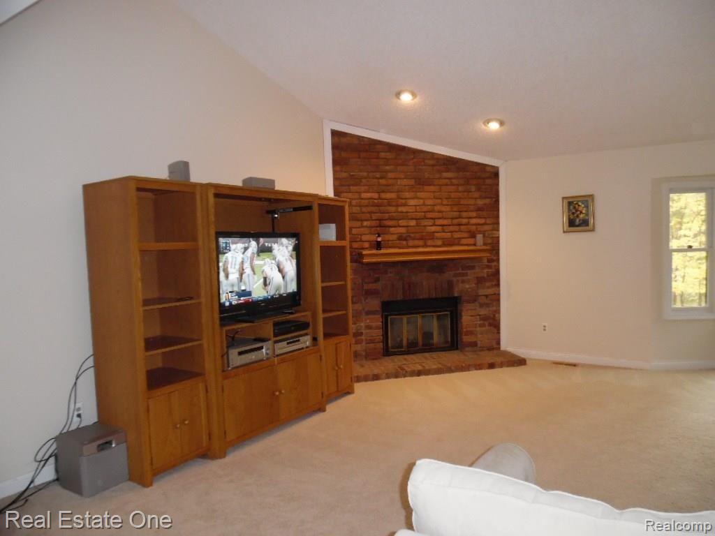1330 Hathaway Rising Rochester Hills, MI 48306 - Photo 30 of 56