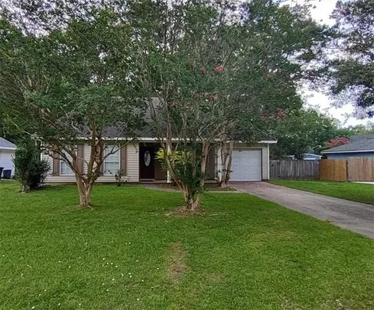 $1,900 | 31 Wickfield Drive, Covington, LA 70433