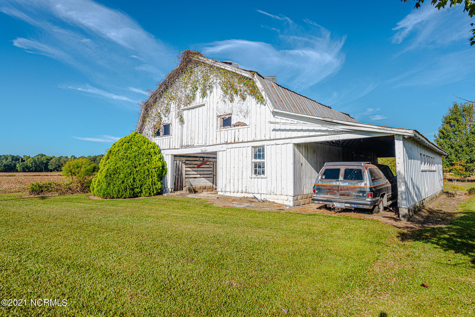 6847 Englishtown Road Willard, NC 28478 - Photo 7 of 36 _VLB0654-HDR