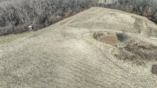 $699,900 | 40 Pieper Road, Winfield, MO 63389