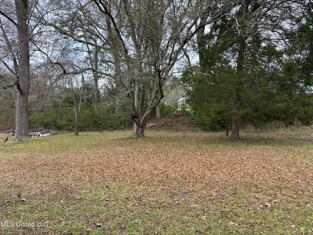$114,500 | 2152 2nd Street, Natchez, MS 39120