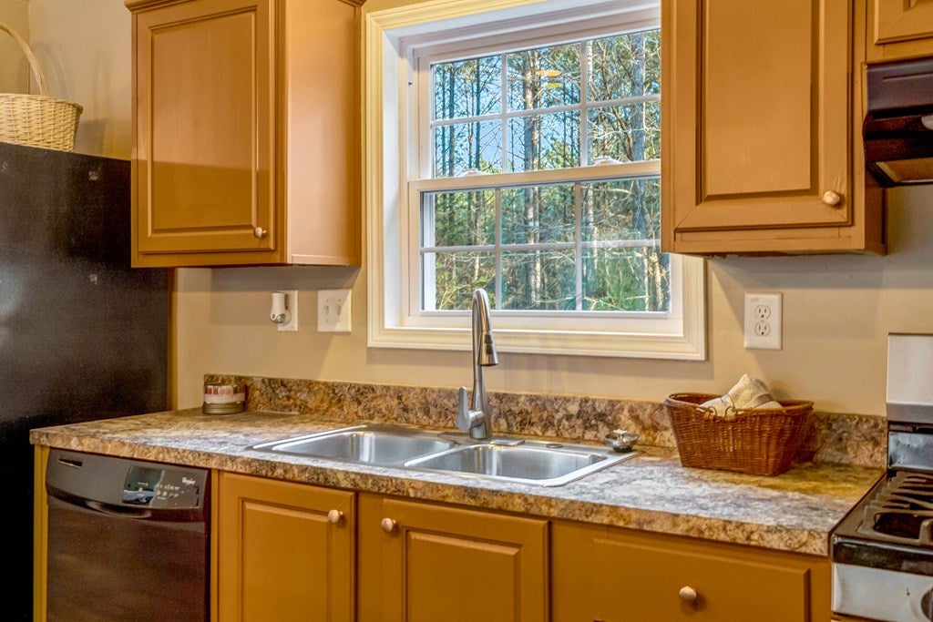 234 Rolling Hills Road Skipwith, VA 23968 - Photo 9 of 36 Gallery Image 9