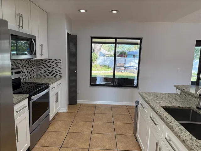 $2,550 | 2417 Abbey Avenue, Orlando, FL 32833