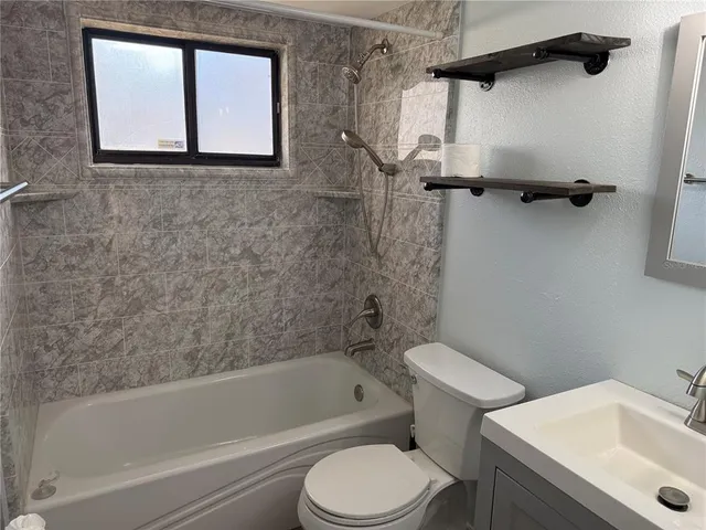 $2,550 | 2417 Abbey Avenue, Orlando, FL 32833