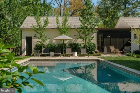 $5,750,000 | 7101 Longwood Drive, Bethesda, MD 20817