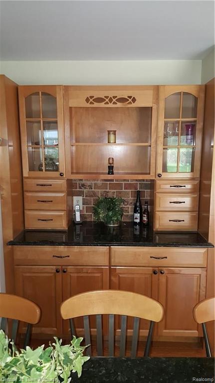 1737 North Kilburn Road Rochester Hills, MI 48306 - Photo 11 of 40