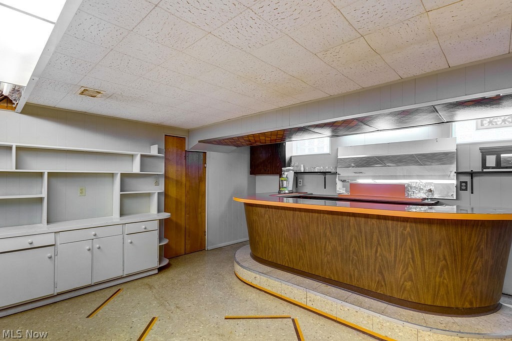 17511 Neff Road Cleveland, OH 44119 - Photo 25 of 29