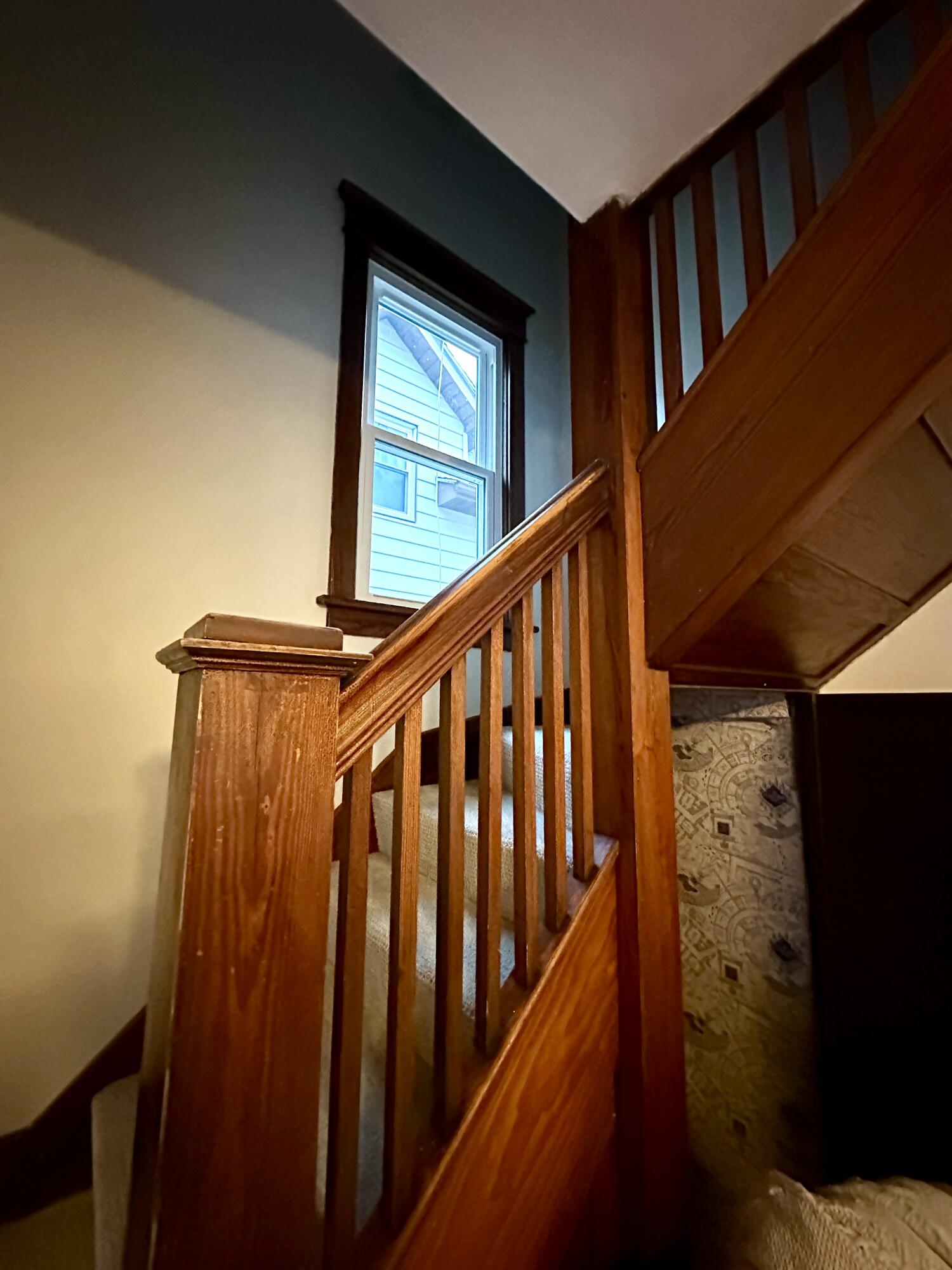 613 Wayne Street St. Joseph, MI 49085 - Photo 17 of 36 staircase
