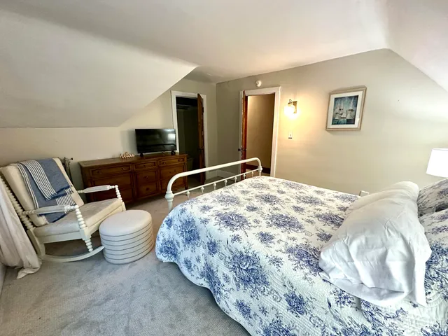 $2,800 | 613 Wayne Street, St. Joseph, MI 49085