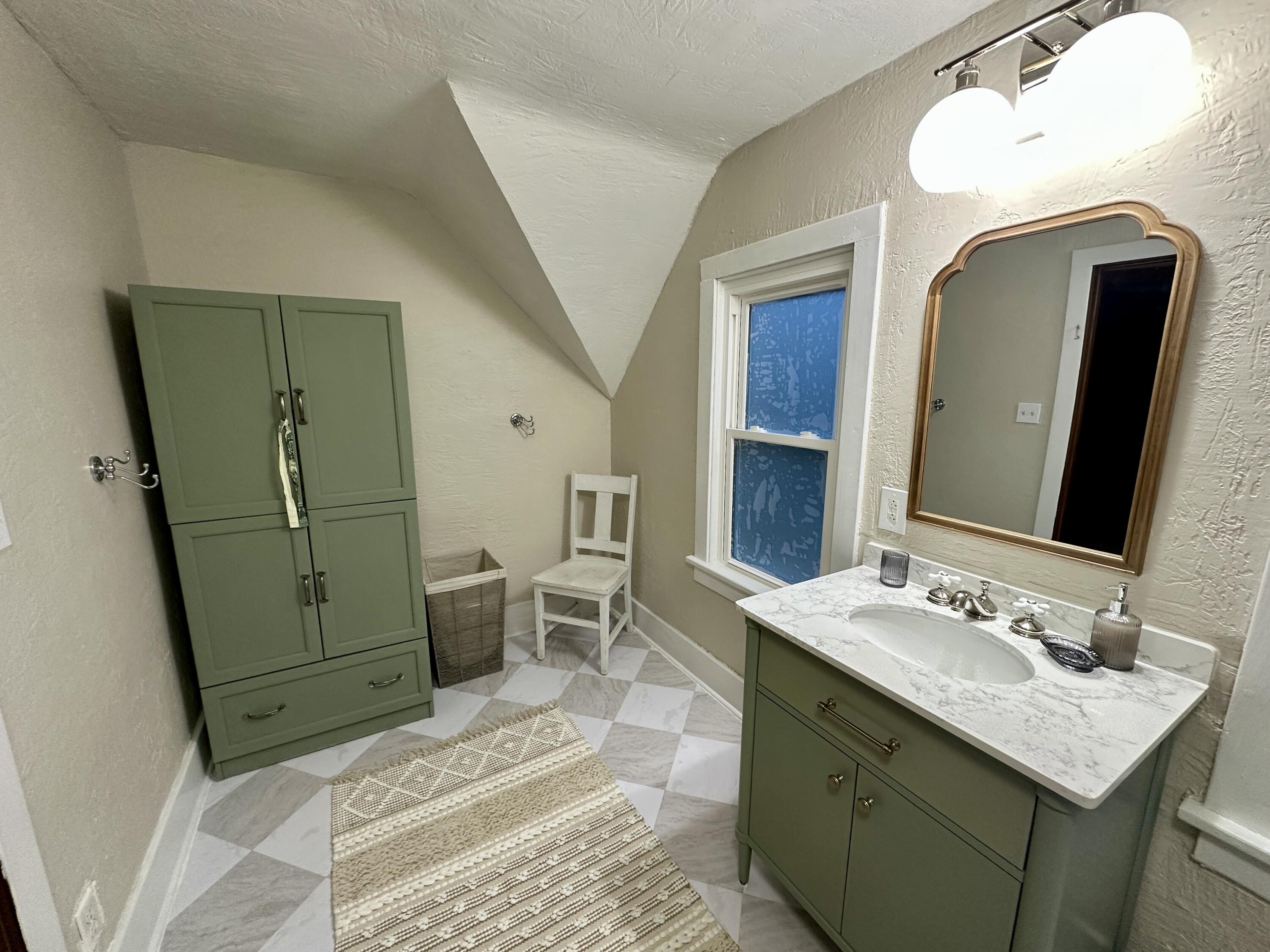 613 Wayne Street St. Joseph, MI 49085 - Photo 25 of 36 bath3