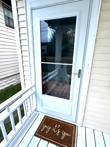 $2,800 | 613 Wayne Street, St. Joseph, MI 49085