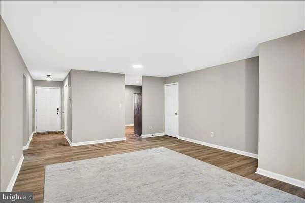 $299,900 | 16294 Taconic Circle, Dumfries, VA 22025