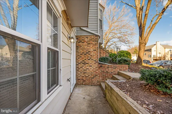 $299,900 | 16294 Taconic Circle, Dumfries, VA 22025