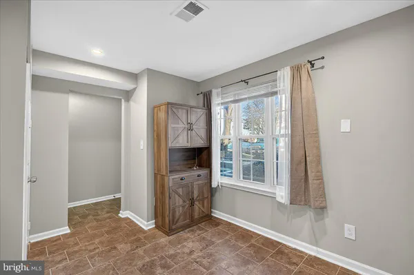 $299,900 | 16294 Taconic Circle, Dumfries, VA 22025