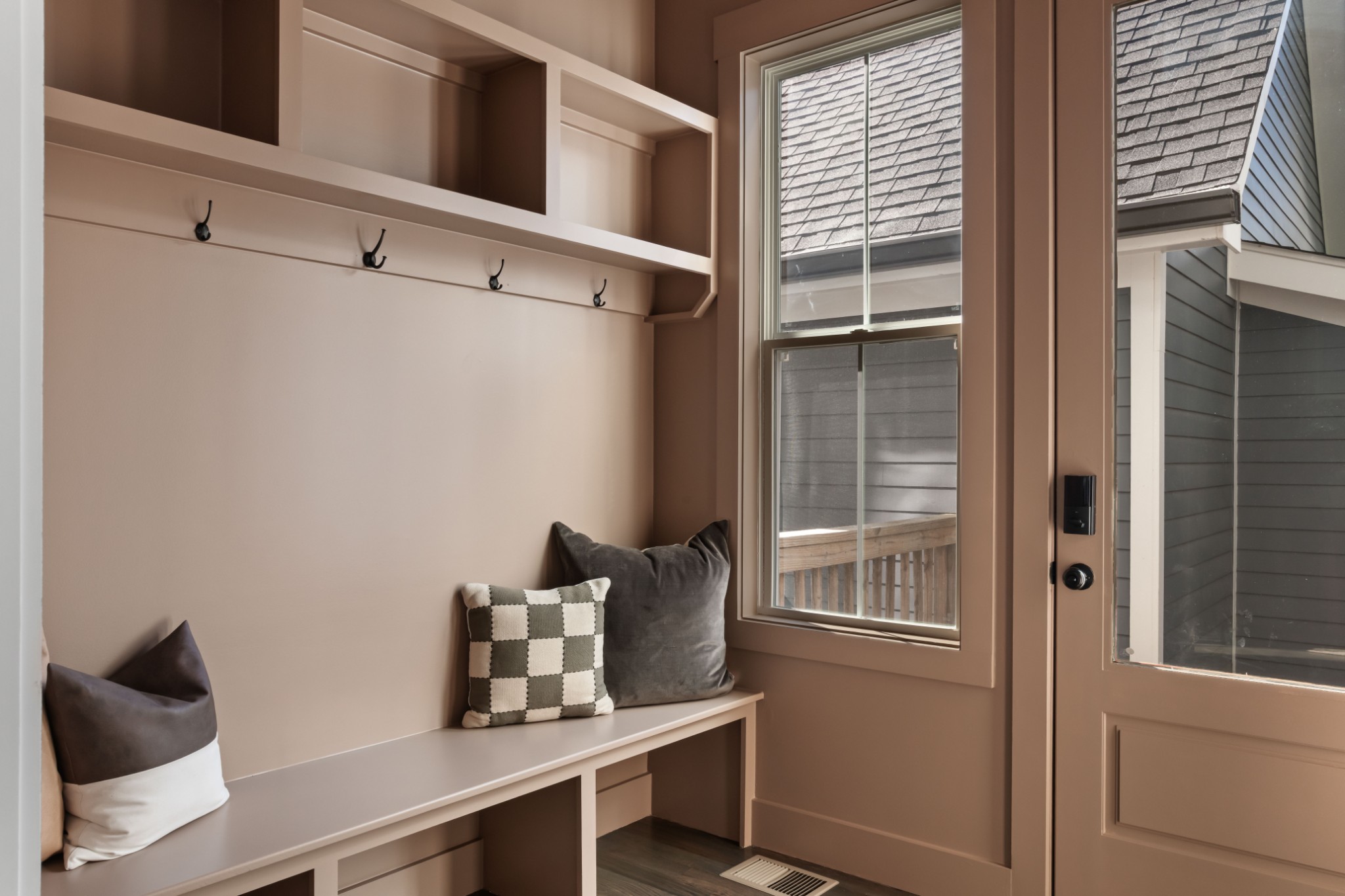 2 B Belle Forrest Avenue Nashville, TN 37206 - Photo 17 of 53