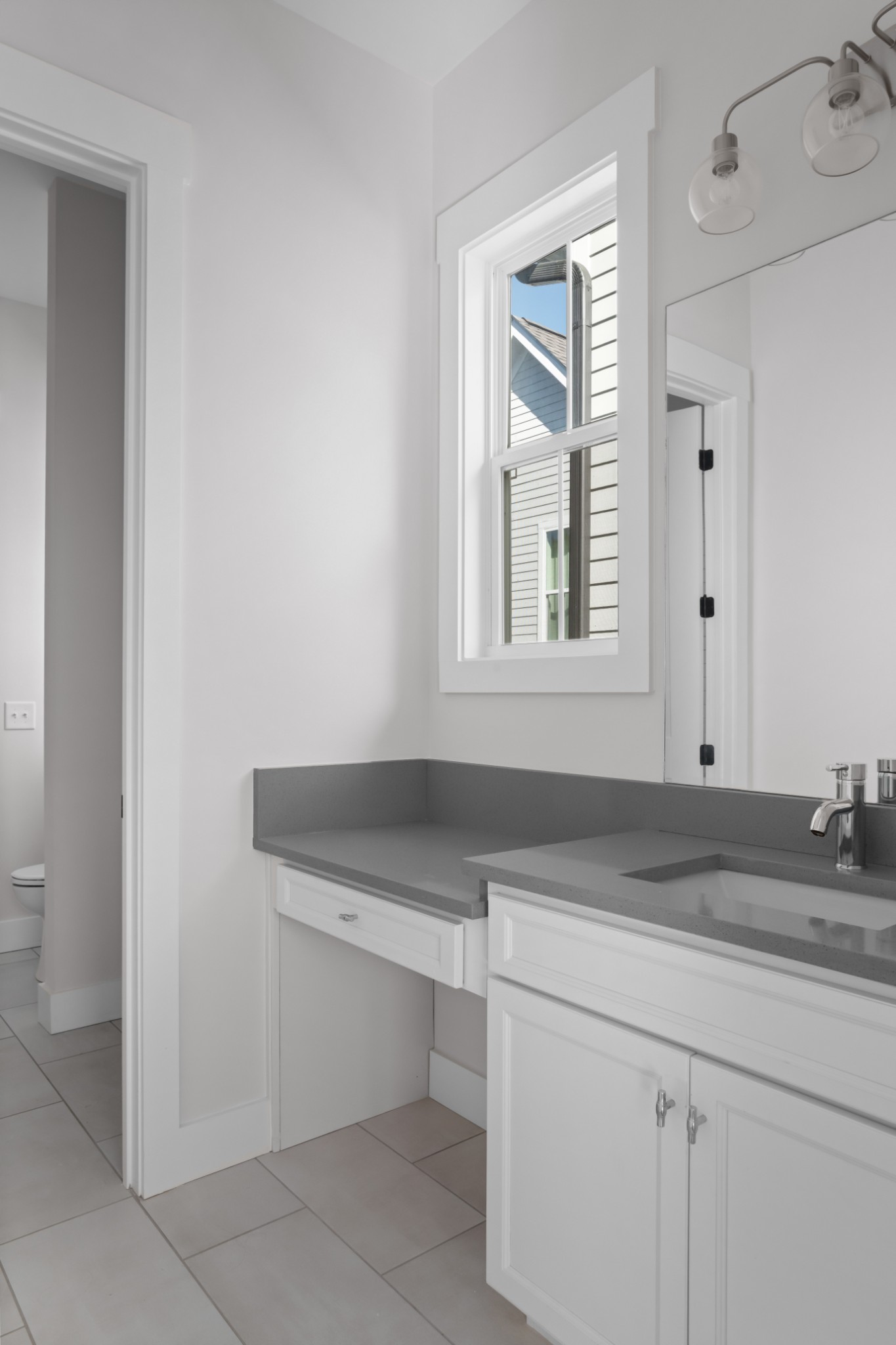 2 B Belle Forrest Avenue Nashville, TN 37206 - Photo 35 of 53 a view of cabinets and window