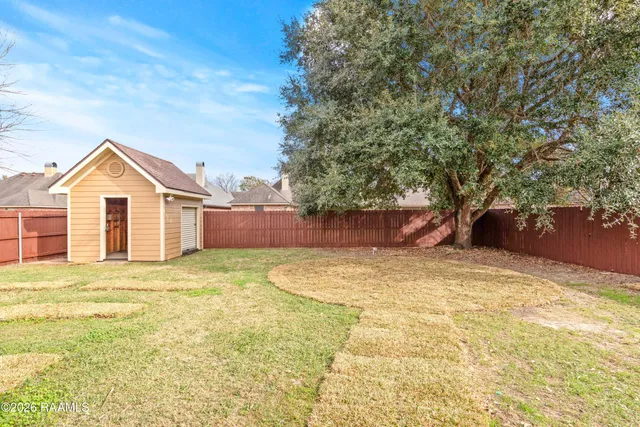 $305,000 | 119 Cedar Hills Drive, Youngsville, LA 70592