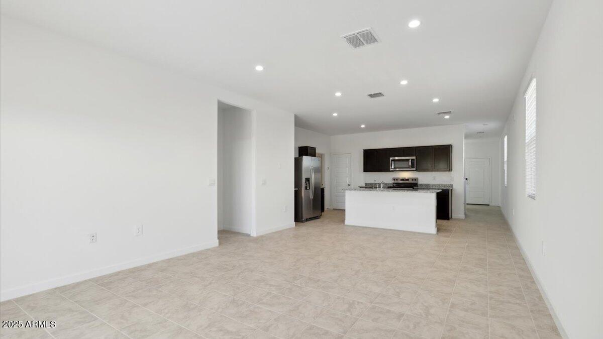 2727 Simone Avenue Apache Junction, AZ 85120 - Photo 6 of 21 Hanna kitchen and great room