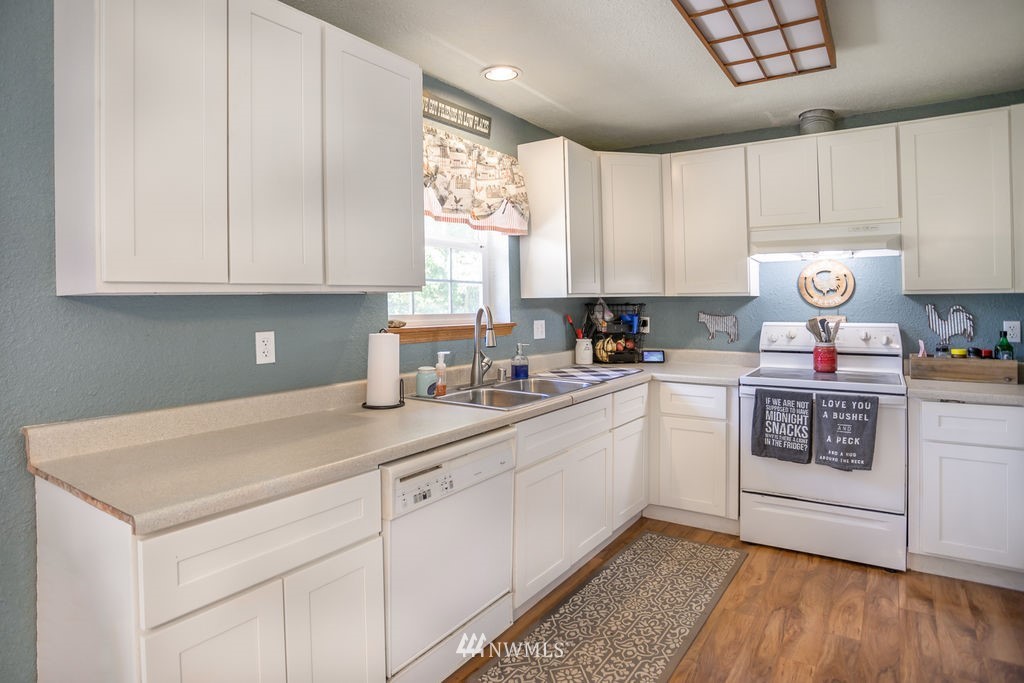 580 West Maple Rock Road Matlock, WA 98560 - Photo 13 of 40 Gallery Image 13