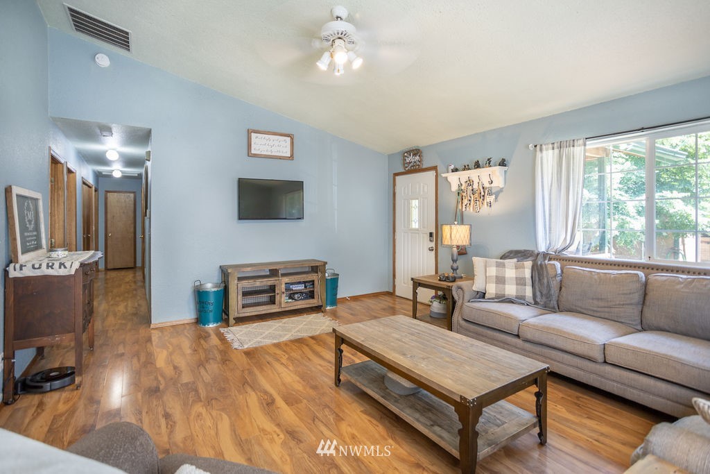 580 West Maple Rock Road Matlock, WA 98560 - Photo 16 of 40 Gallery Image 16