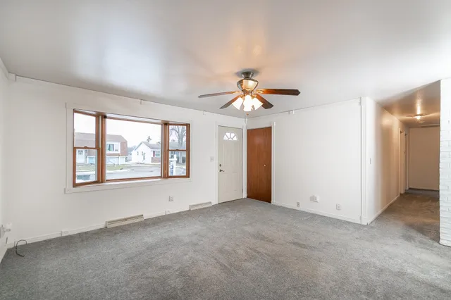 $229,900 | 1235 East Sylvan Avenue, Appleton, WI 54915