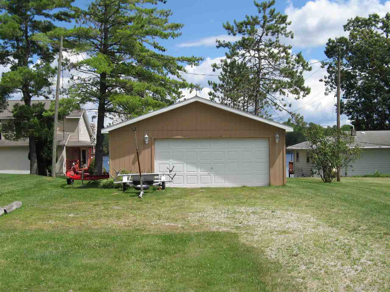 2516 Shady Shores Road Lupton, MI 48635 - Photo 2 of 20 1804849-1.JPG