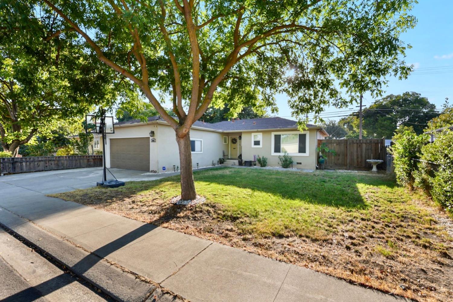 1909 Norman Way Modesto, CA 95350 - Photo 1 of 1 Gallery Image 1