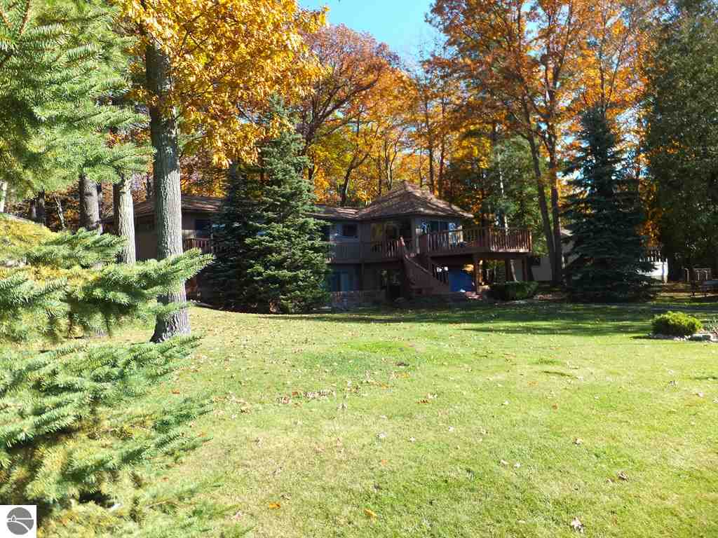 8757 Deadstream Road Honor, MI 49640 - Photo 12 of 42 1782234-12.JPG