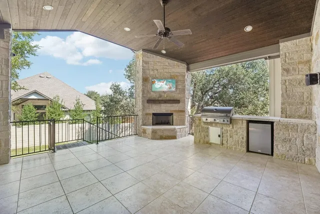 $1,215,000 | 100 Barefoot Park Lane, Georgetown, TX 78628