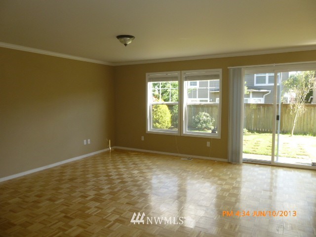 2405 Southeast 2nd Place Renton, WA 98056 - Photo 6 of 12