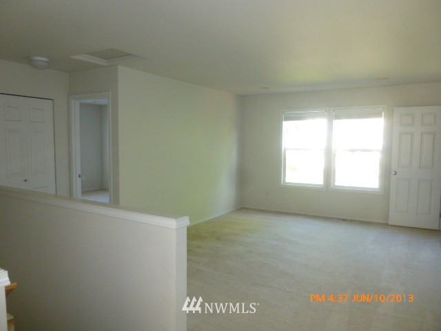 2405 Southeast 2nd Place Renton, WA 98056 - Photo 8 of 12