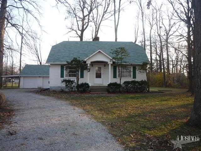 5814 Stellhorn Road Fort Wayne, IN 46815 - Photo 1 of 19