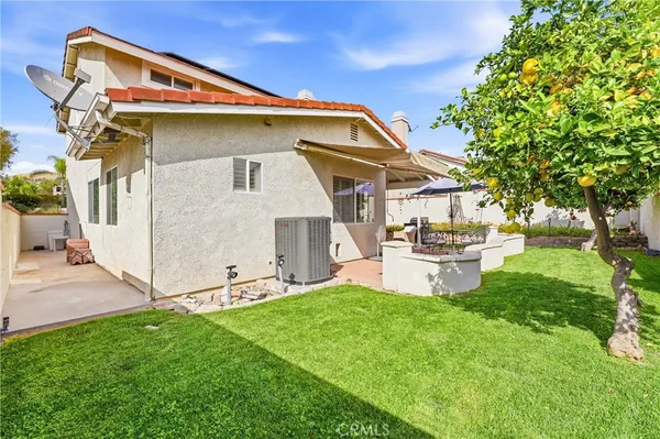 $1,329,389 | 20382 VÃa Trinidad, Yorba Linda, CA 92886