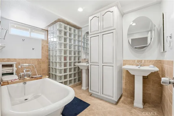 $1,329,389 | 20382 VÃa Trinidad, Yorba Linda, CA 92886