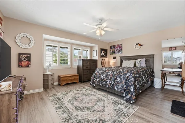 $1,329,389 | 20382 VÃa Trinidad, Yorba Linda, CA 92886