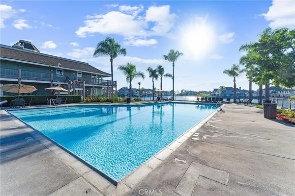 $1,329,389 | 20382 VÃa Trinidad, Yorba Linda, CA 92886