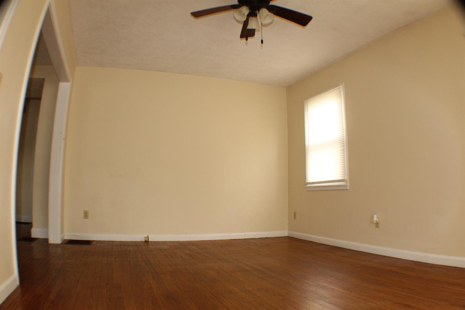 622 Fourth Street Rising Sun, IN 47040 - Photo 4 of 29