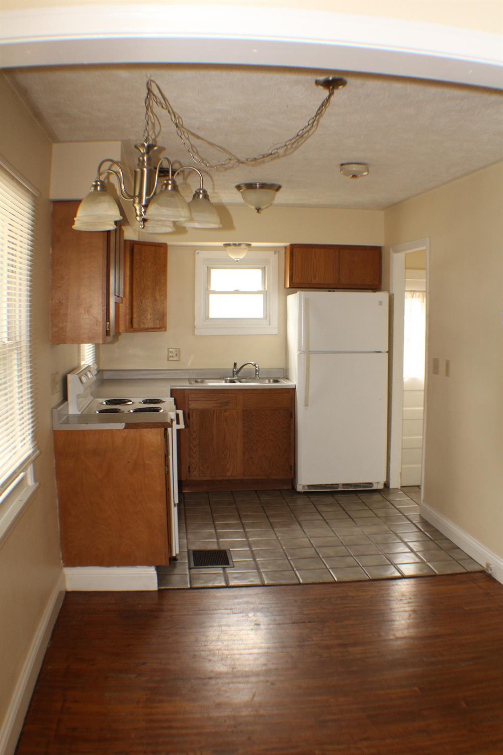 622 Fourth Street Rising Sun, IN 47040 - Photo 6 of 29