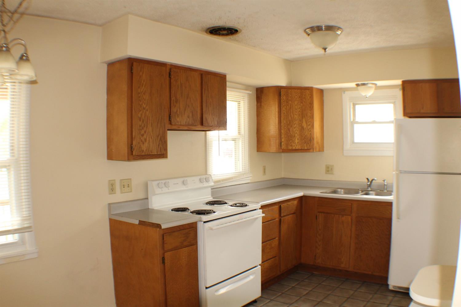 622 Fourth Street Rising Sun, IN 47040 - Photo 7 of 29