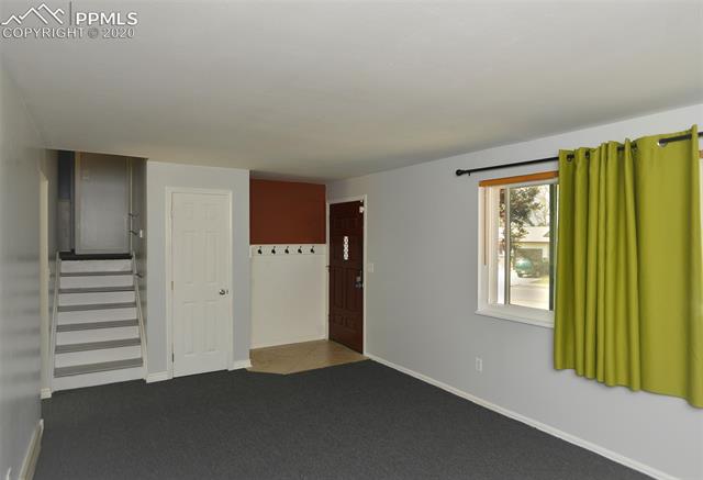 4660 Ridgeglen Road Colorado Springs, CO 80918 - Photo 3 of 7