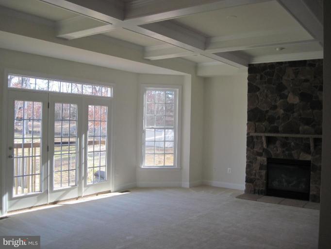 6191 Cobbs Road Alexandria, VA 22310 - Photo 3 of 26 Family Room