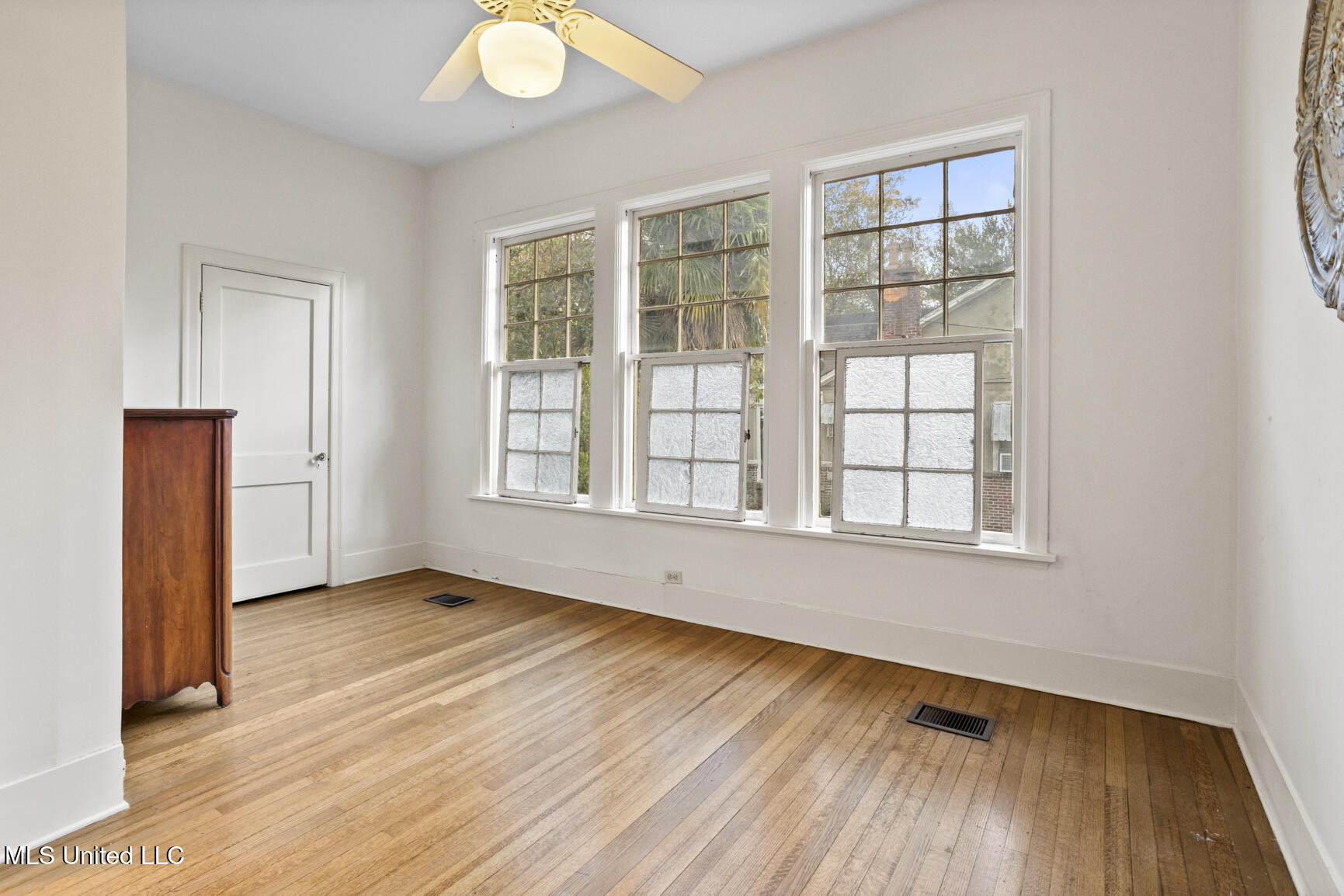 923 Pinehurst Street Jackson, MS 39202 - Photo 22 of 40 923 Pinehurst-17