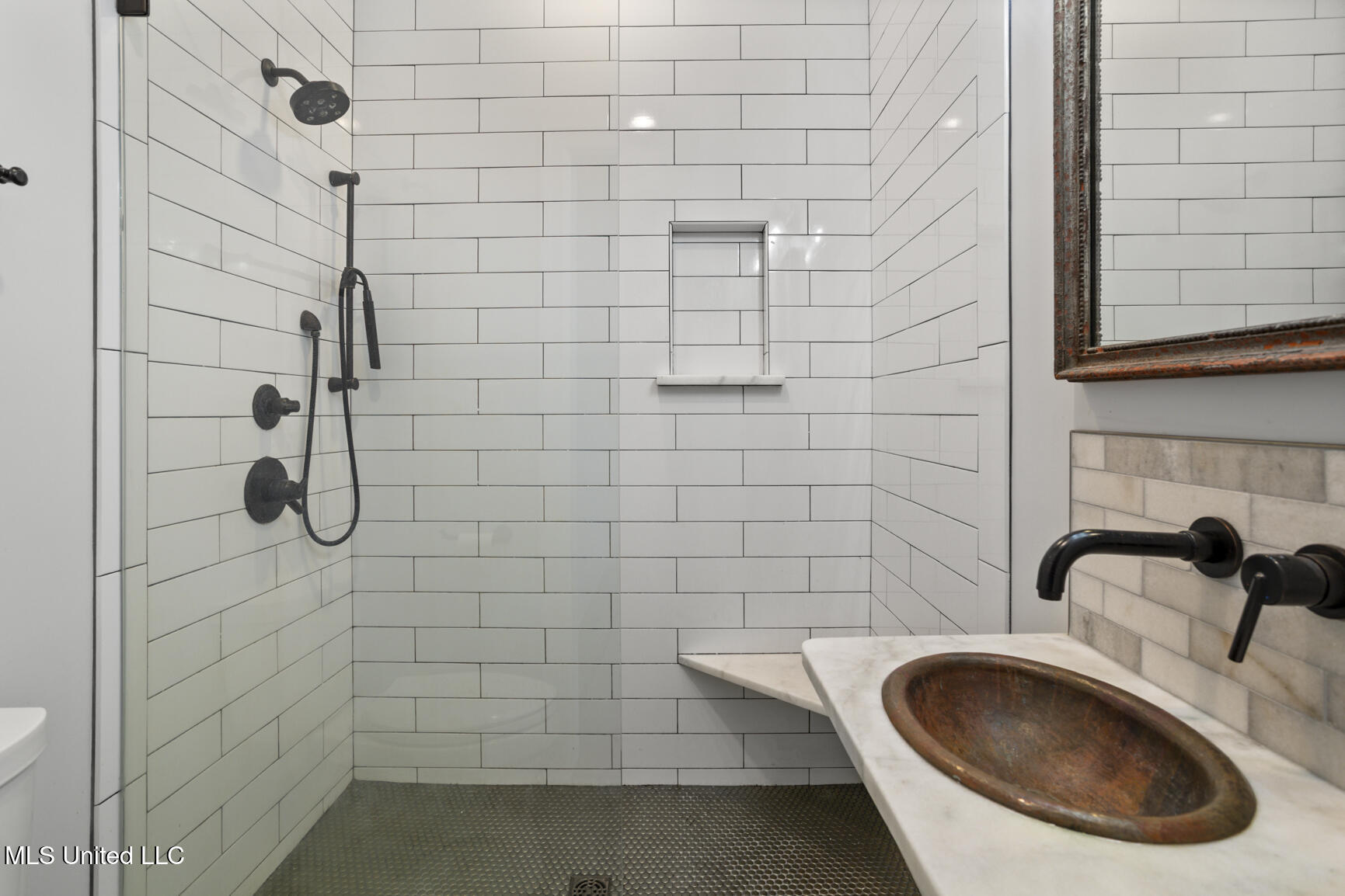 923 Pinehurst Street Jackson, MS 39202 - Photo 23 of 40 923 Pinehurst-18