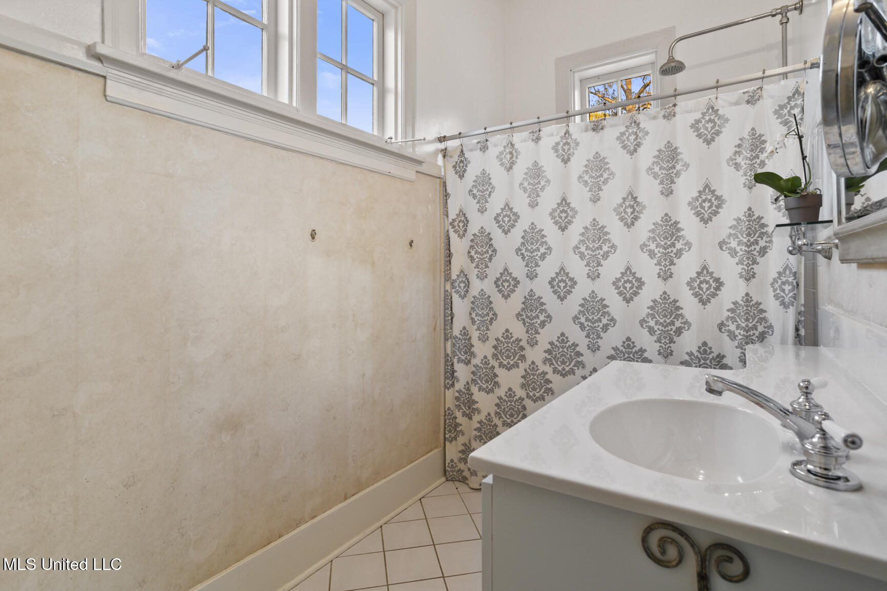 923 Pinehurst Street Jackson, MS 39202 - Photo 28 of 40 923 Pinehurst-23